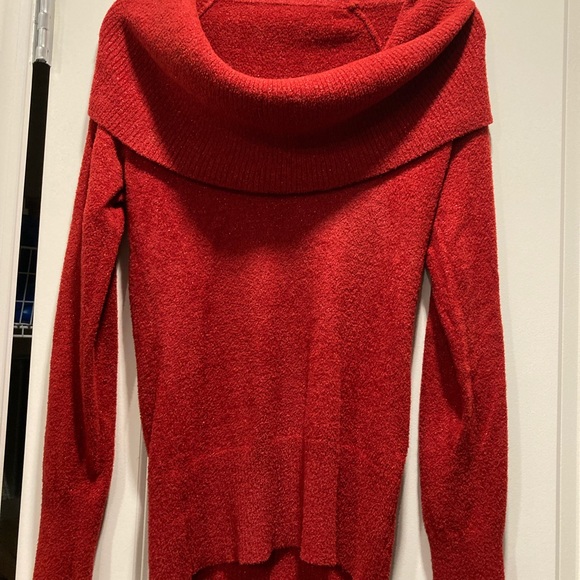 Cache - Picture 2 of 5